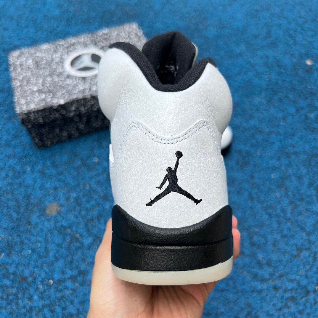 Air Jordan 5