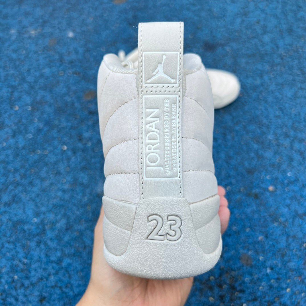 Air Jordan 12
