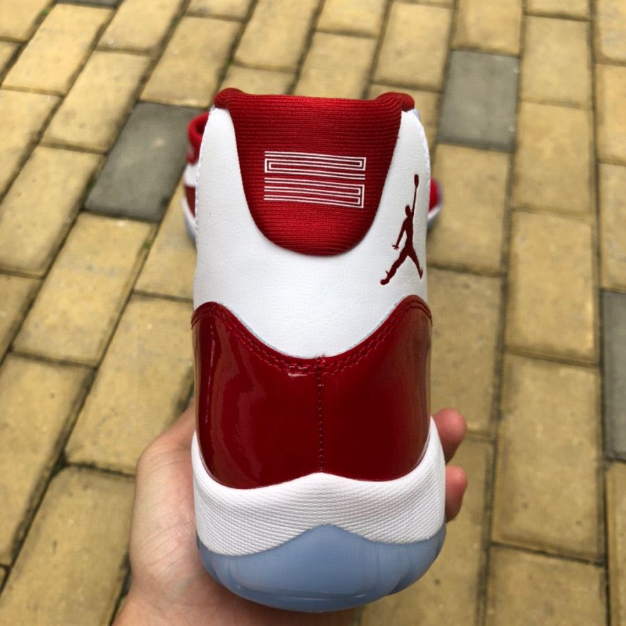 Air Jordan 11 High