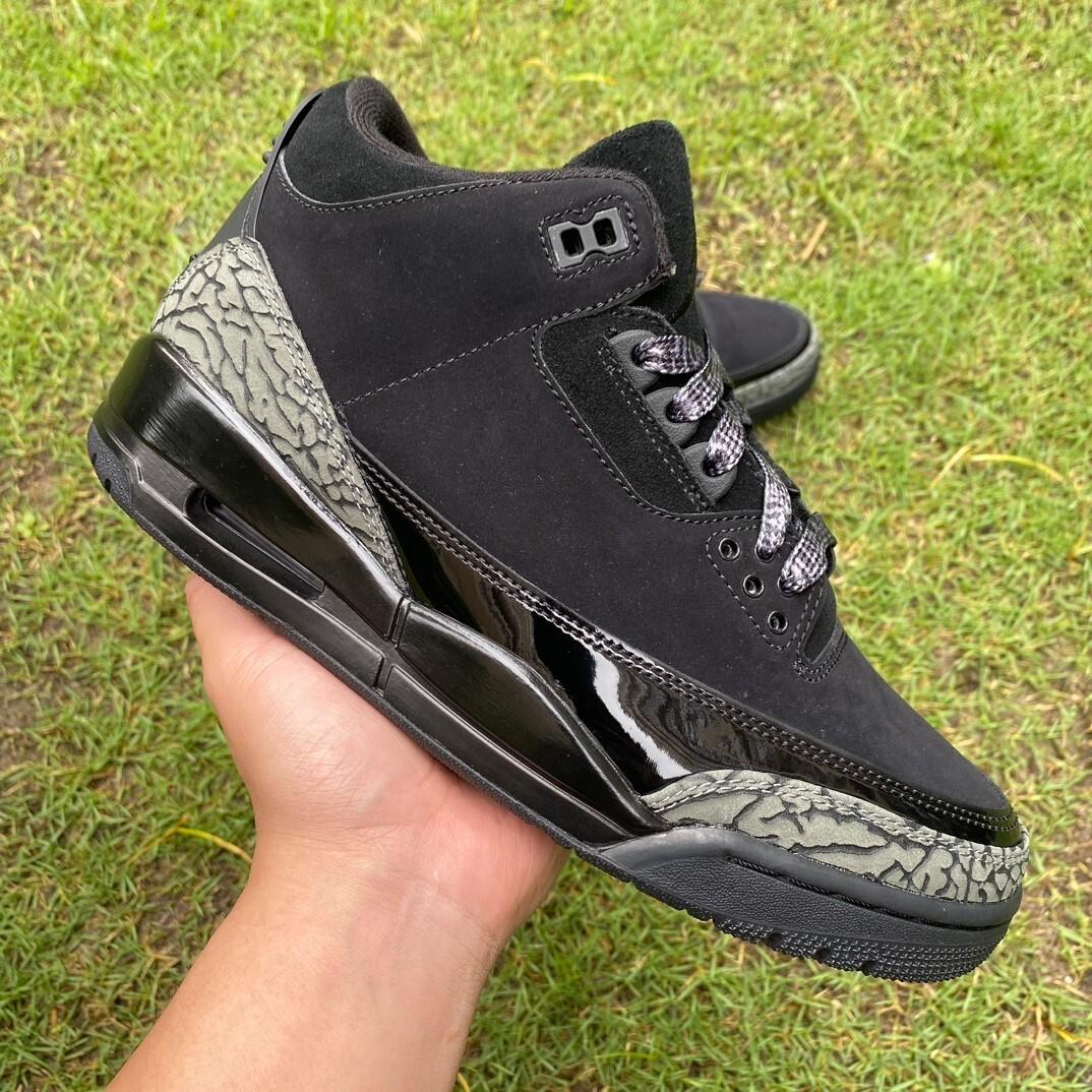 Air Jordan 3 Black Cat