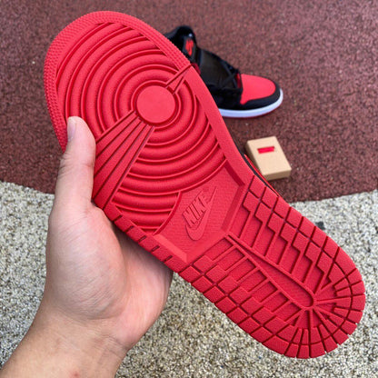 Air Jordan 1 High Satin Bred