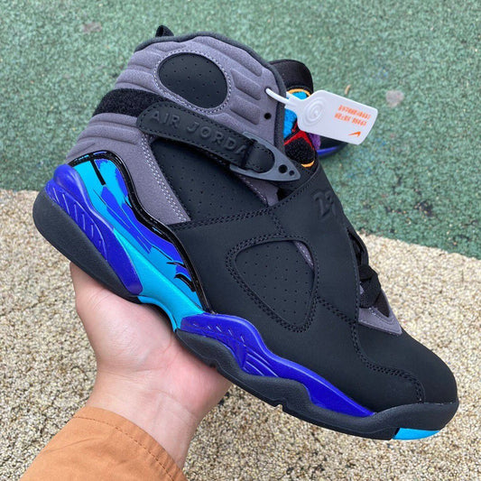 Air Jordan 8