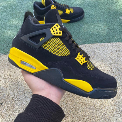 Air Jordan 4