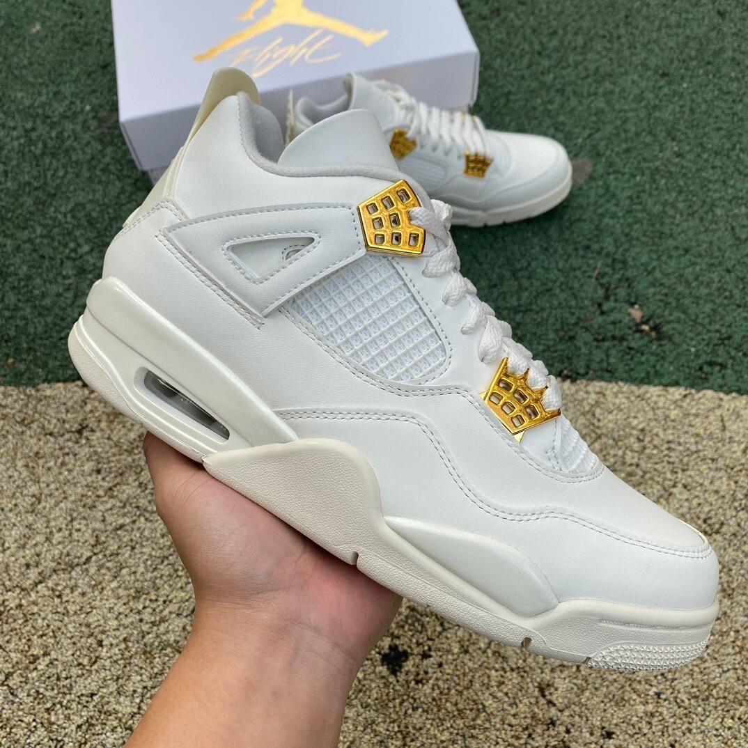 Air Jordan 4