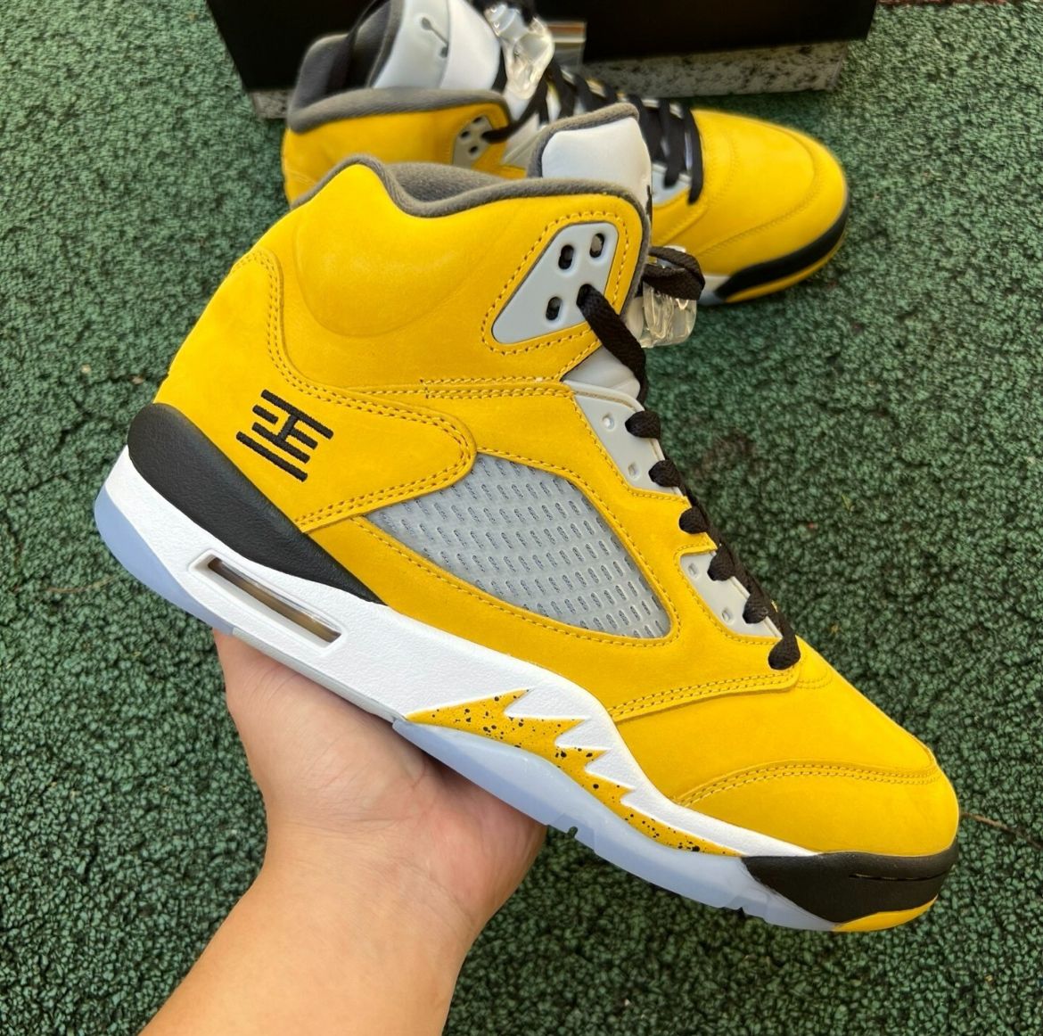 Air Jordan 5