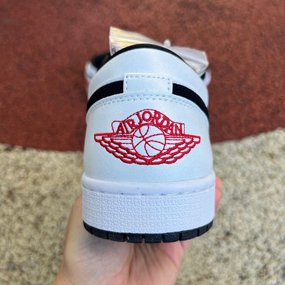 Air Jordan 1 Low
