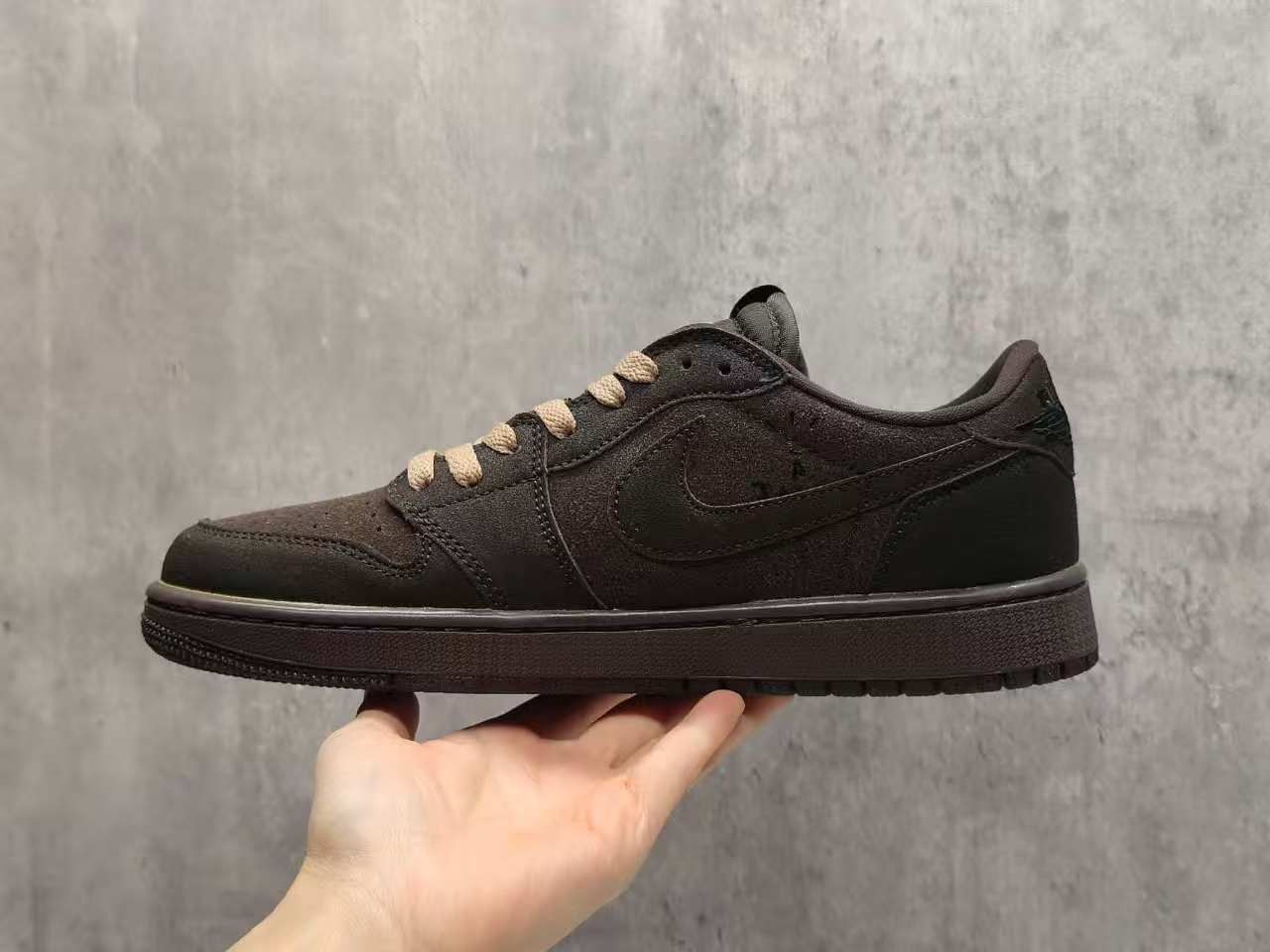 Air Jordan 1 Low