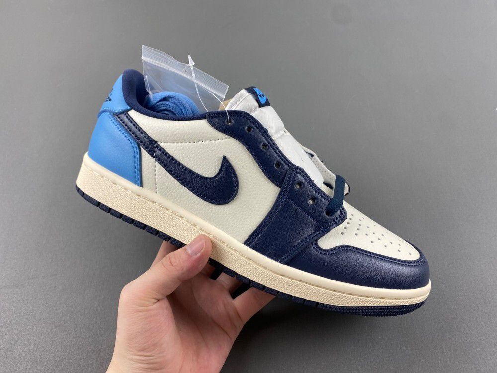 Air Jordan 1 Low