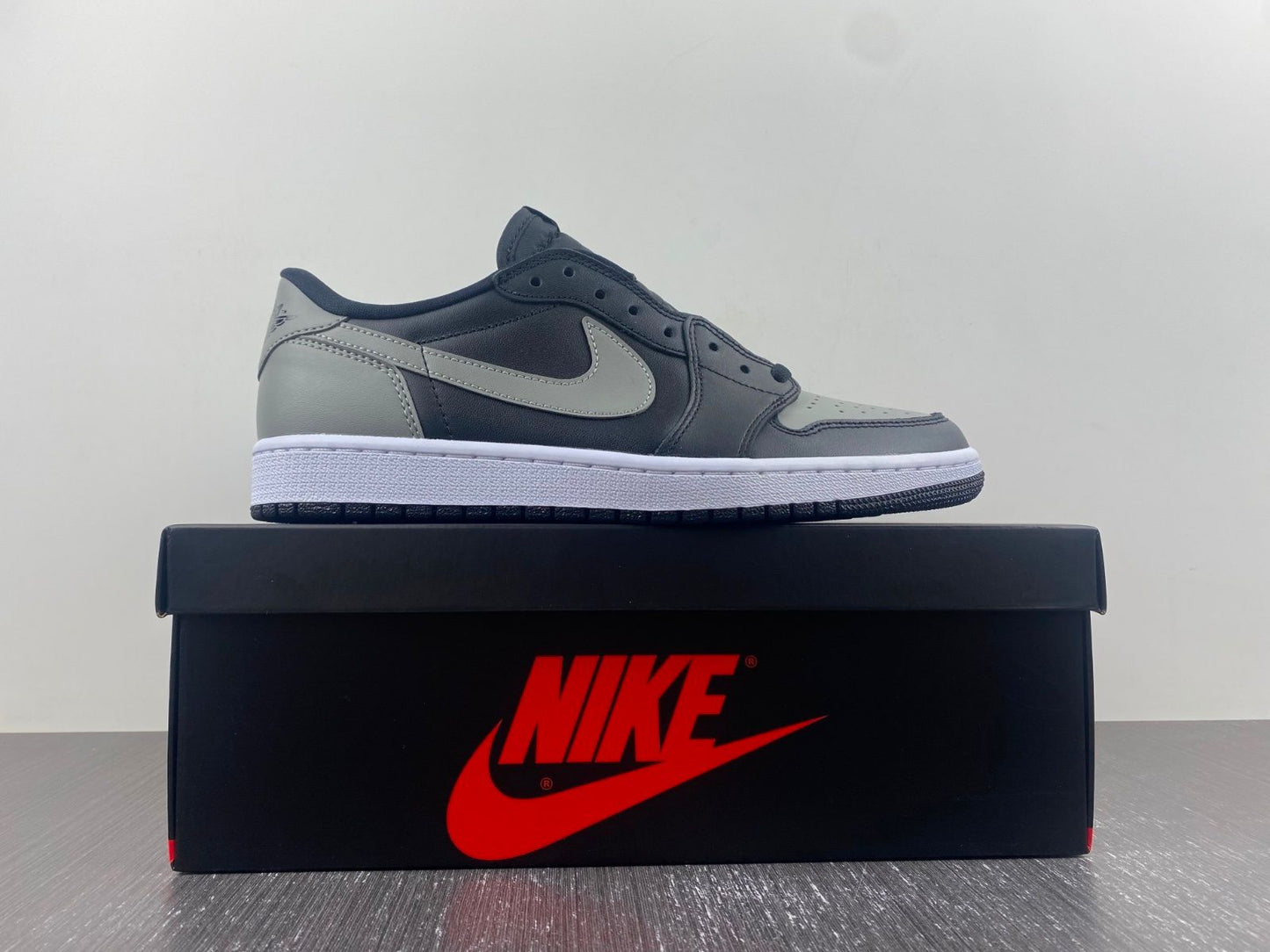 Air Jordan 1 Low