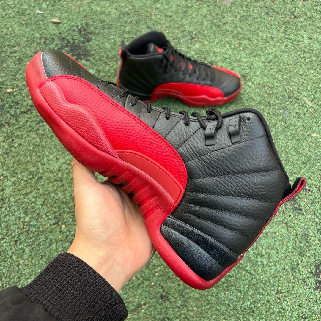 Air Jordan 12