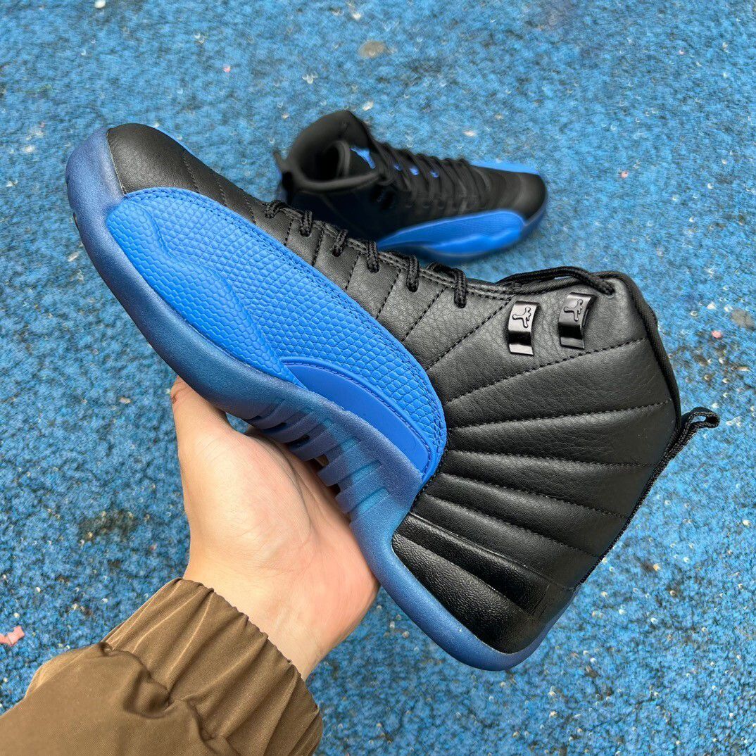 Air Jordan 12