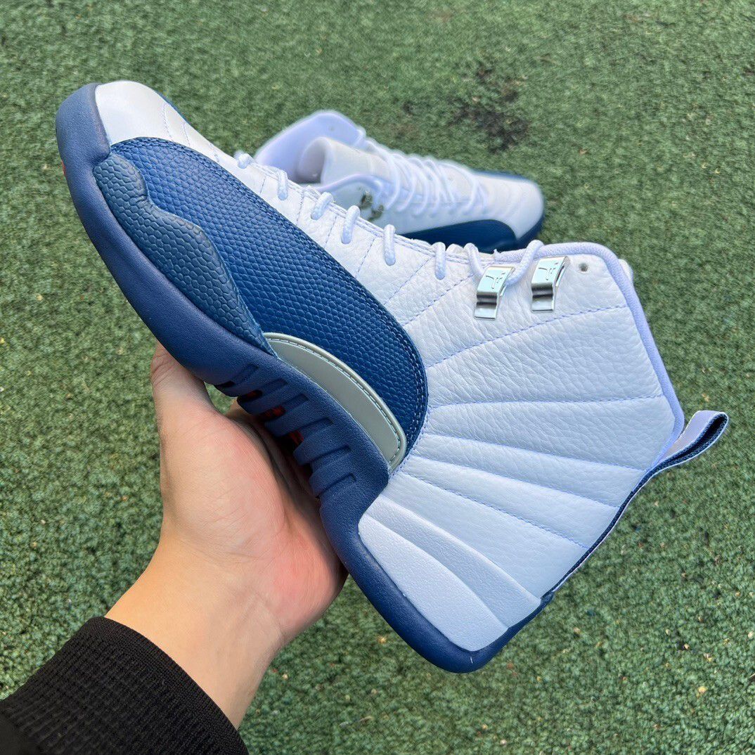 Air Jordan 12