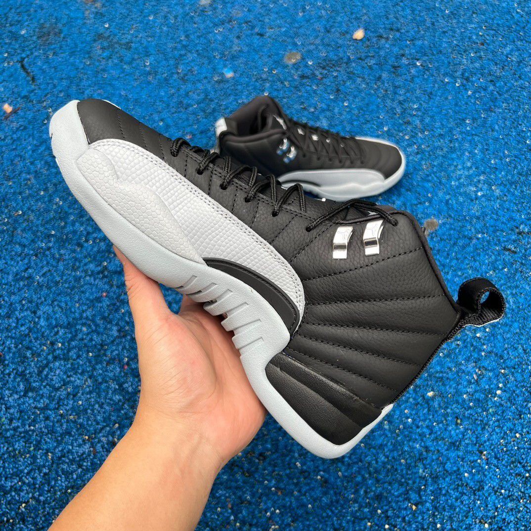 Air Jordan 12